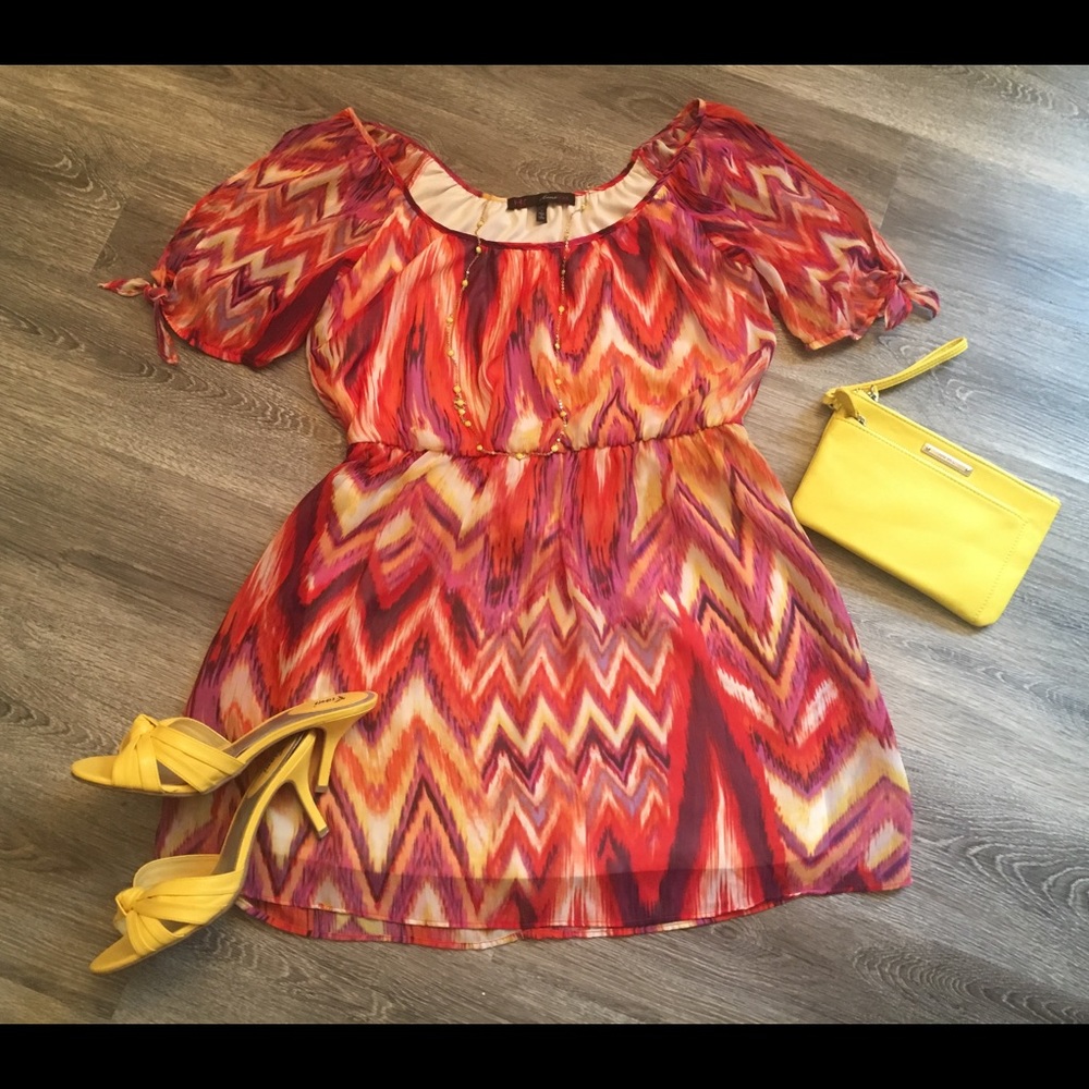 Colorful cold shoulder dress - juniors L